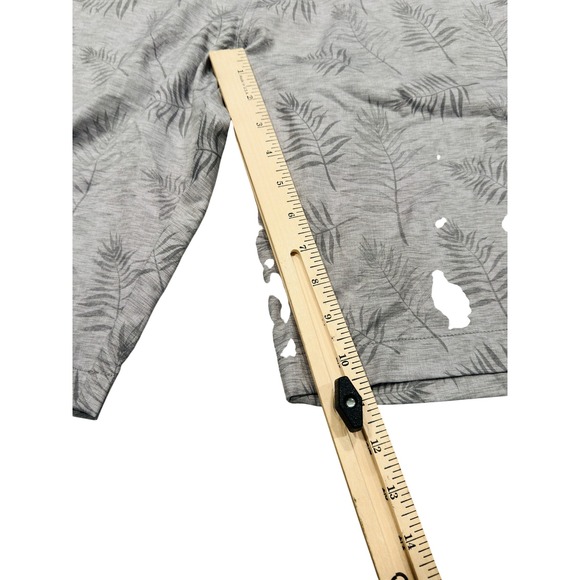 lot of 2 Travis Mathew Men's Size 40 Golf Shorts Palm Leaf Print & Solid Grey - Picture 7 of 15